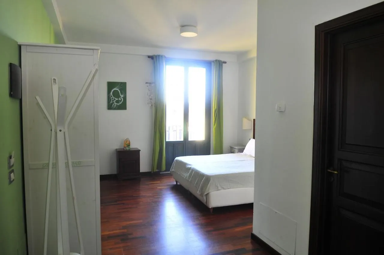 Apartament Terrazza Sul Castello Ursino By Wonderful Italy Katania 0*,